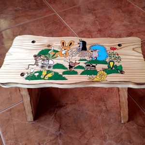 Taburet din lemn cu model Little Blind Man - casă & stil de viață - echipament pentru camera copiilor - scaun pentru copii, taburet - Artynos.ro