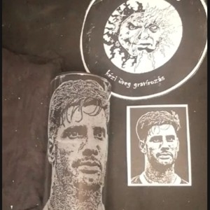 Portretul lui Szoboszlai � Pahar de sticlă gravat manual  -  - Artynos.ro