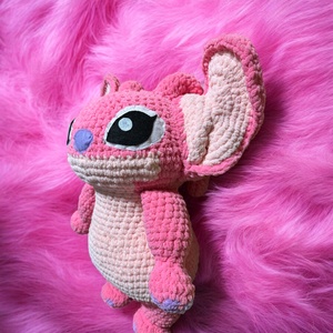 Stitch Roz - jucării și echipamente pentru copii - plușuri - figurine de pluș - Artynos.ro