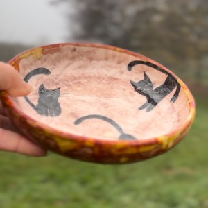 Bol ceramic pictat manual - Pisici negre - casă & stil de viață - accesorii pentru echipamente de bucătărie - accesorii de servire - boluri și farfurii din lemn, bol de servire - Artynos.ro