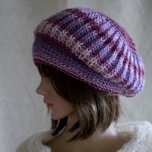 BORBÁLA / grădina de trandafiri - capac cu ciuperci tricotat manual exclusiv - îmbrăcăminte și modă - eșarfe, pălării, fularuri - căciulă - Artynos.ro