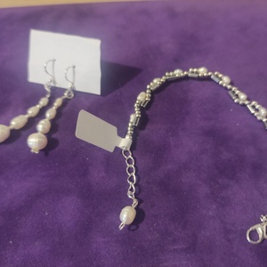 Set argintiu cu perle - accesorii nuntă - accesorii și cadouri de burlecițe - Artynos.ro