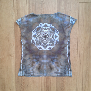 Olive Bloom - Tricou modal vopsit manual, unicat, Imbracaminte si moda, Haine dama, Tricou si top de dama, Altele, ARTYNOS