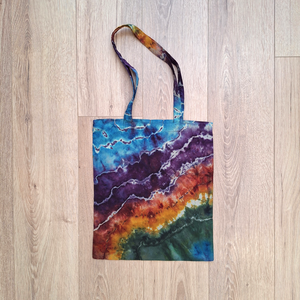 Sacosa cumparaturi curcubeu vopsita manual unicat - Artynos.ro