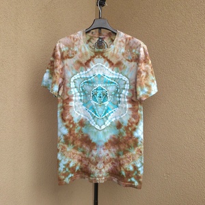 Tricou mandala maro turcoaz bumbac vopsit manual - Artynos.ro