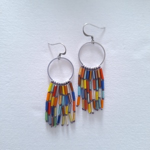 Cercei boho handmade cu franjuri lungi multicolori - bijuterii - cercei - cercei din mărgele - Artynos.ro