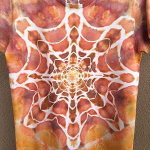 Tricou bumbac pânză de păianjen galben roșu unicat - îmbrăcăminte și modă - haine damă - tricou și top de damă - Artynos.ro