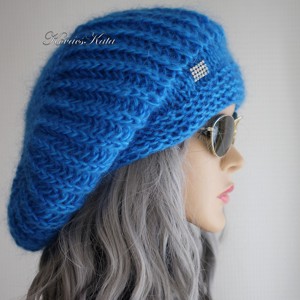 BORBÁLA / albastru cobalt - bască, beretă exclusiv tricotată manual din mohair - îmbrăcăminte și modă - eșarfe, pălării, fularuri - căciulă - Artynos.ro