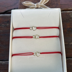 Bratara bebelusi aur pe snur reglabil, Bijuterii, Bratari, Bratara charm, Confectionarea bijuteriilor, Bratara pentru bebelusi si copii cu inimi aur cu certificat de garantie.
Reglabile, se pot realiza ..., ARTYNOS