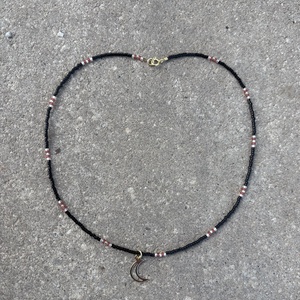 Colier margele Luna - bijuterii - coliere - pandative - Artynos.ro