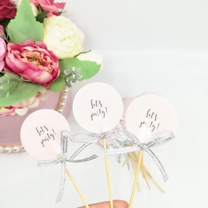 Cupcake toppers - accesorii nuntă - accesorii și cadouri de burlecițe - Artynos.ro