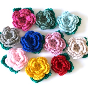 Flori crosetate manual - Artynos.ro