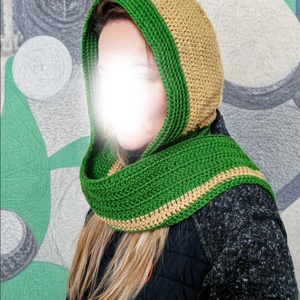 Fular cu gluga, crosetat manual - îmbrăcăminte și modă - eșarfe, pălării, fularuri - eșarfe - Artynos.ro