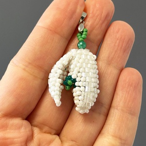 Pandative tesute cu margele toho - bijuterii - mărțișor - Artynos.ro