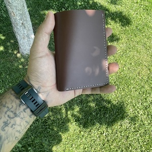 Portofel din piele naturala lucrat integral manual in Romania - geantă și husă - portofele, huse, suporturi - portofel - portofel bărbați - Artynos.ro