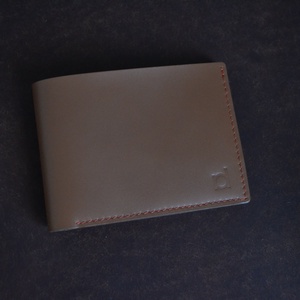 Portofel din piele naturala Classy bi fold lucrat integral manual - Artynos.ro