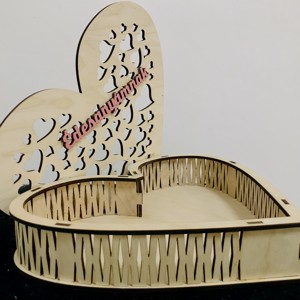 Felicitare aniversară personalizată cutie de flori în formă de inimă -  - Artynos.ro Felicitare aniversară personalizată cutie de flori în formă de inimă -  - Artynos.ro