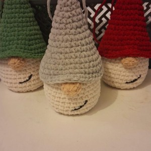 Papusa de Craciun crosetata  - Artynos.ro