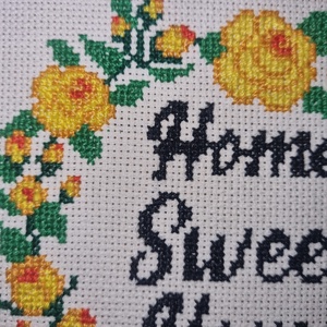 Falikép - arte vizuale și accesorii  - imagini cu broderii - broderii în cruciuliță pe țesătură - Artynos.ro
