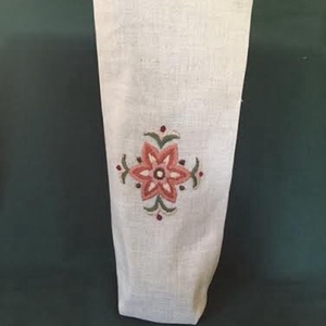 Hímzett borosüveg tartó ajándék tasak, Casa & Stil de viata, Accesorii pentru echipamente de bucatarie, Accesorii de servire, Raft pentru vin, Broderie, Cusatura, ARTYNOS