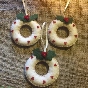 Karácsonyi karika gyapjúfilcből, Craciun, Decoratiuni de Craciun de casa, Figurine pentru pomul de Craciun, Cusatura, Broderie, ARTYNOS