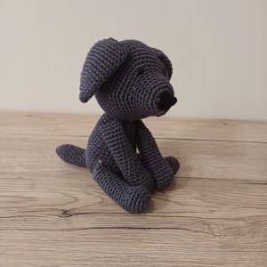 Buksi, câinele amigurumi - jucării și echipamente pentru copii - plușuri - câine de pluș - Artynos.ro