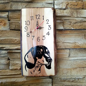 Ceas de perete din lemn cu caine dachshund, Casa & Stil de viata, Accesorii pentru decorat casa, Decoratiuni de pereti, decoratiuni suspendate, Ceasuri de perete, Prelucrarea lemnului, ARTYNOS