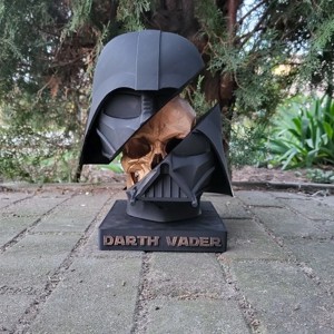 Statuia craniului lui Darth Vader -  - Artynos.ro