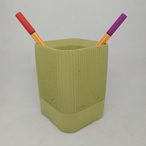 Suport pentru periuta de dinti din beton, suport pentru creioane, mini-vaza in verde, , , ARTYNOS