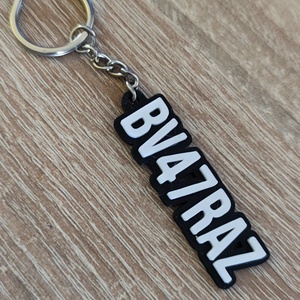 Brelocuri  - arte vizuale și accesorii  - colaj - Artynos.ro