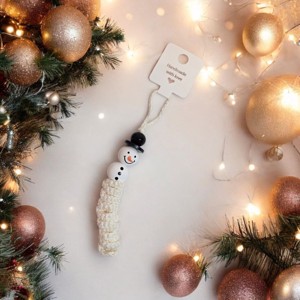 Crosetat ornament om de zapada - Artynos.ro