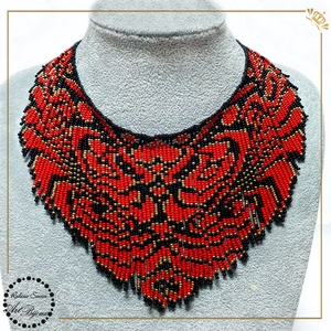 COLIER ELEGANT cu franjuri, Bijuterii, Coliere, Coliere cu franjuri, Confecționarea bijuteriilor, Împletituri, broderie cu mărgele, ARTYNOS