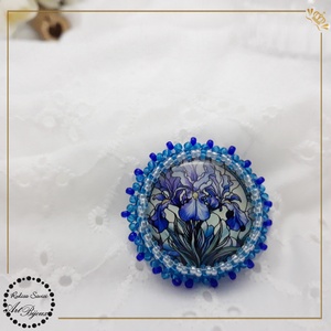 Brosa Irisi Albastri, Bijuterii, Brosa, insigne, Insigne, Confectionarea bijuteriilor, Impletituri, broderie cu margele, ARTYNOS