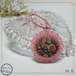 PANDANTIV trandafiri cu margine roz - Nr.8 - bijuterii - coliere - pandative - Artynos.ro PANDANTIV trandafiri cu margine roz - Nr.8 - bijuterii - coliere - pandative - Artynos.ro