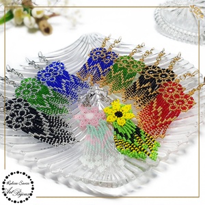 CERCEI CU FLOARE ȘI FRANJURI - negru cu auriu - bijuterii - cercei - cercei din mărgele - Artynos.ro