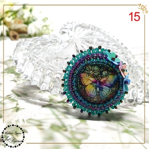 Broșă fluture turcoaz și mov - nr 15 - bijuterii - broșe - Artynos.ro