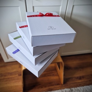 Ceas inramat PISICUTA personalizat cu nume si mesaj pictat manual - casă & stil de viață - accesorii pentru decorat casa - decorațiuni de pereți, decorațiuni suspendate - ceasuri de perete - Artynos.ro