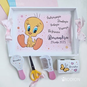 Set prima aniversare fetita Tweety tava mot personalizata pictata manual - Artynos.ro