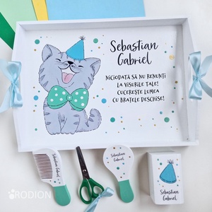 Set prima aniversare baietel motan tava mot personalizata pictata manual - Artynos.ro
