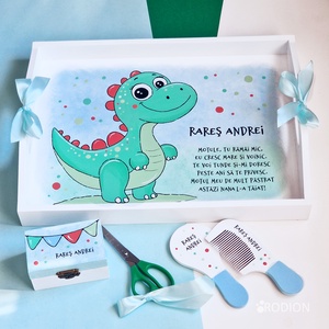 Set prima aniversare dinozaur tava mot personalizata pictata manual - Artynos.ro