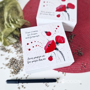 Cutie din lemn bijuterii maci pictata manual personalizata cu mesaj - Artynos.ro
