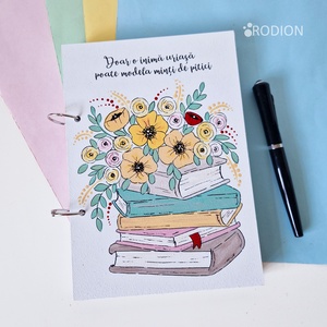 Agenda tip binder personalizata pictata manual cu carti cadou Profesor - Artynos.ro