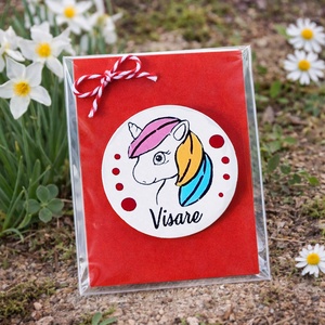 Martisor brosa Unicorn pictat manual cu text handmade - bijuterii - mărțișor - Artynos.ro