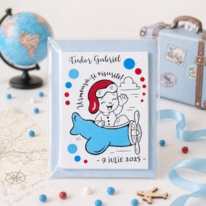 Marturii botez baietel pictat manual personalizate cu nume Calatorii - Artynos.ro