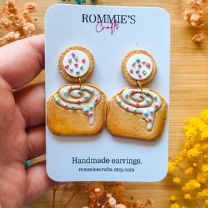 Cercei Cinnamon Roll � Cercei tip desert din lut polimeric, realizați manual - bijuterii - cercei - cercei lungi - Artynos.ro
