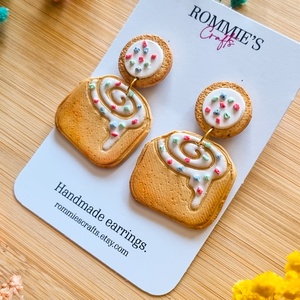 Cercei Cinnamon Roll � Cercei tip desert din lut polimeric, realizati manual, Bijuterii, Cercei, Cercei lungi, , ARTYNOS