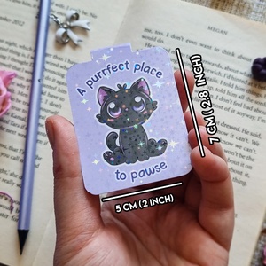 Semn de Carte Magnetic Holografic cu Pisică Neagră � Cadou pentru iubitorii de lectură - cărți și creații cu tematică muzicală, cadouri - semn de carte - Artynos.ro