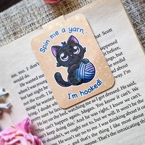 Semn de Carte Magnetic cu Pisica � Finisaj Holografic cu Sclipici, Carti si creatii cu tematica muzicala, cadouri, Semn de carte, Arta de hartie, Fotografie, grafica, desen, ilustratie, ARTYNOS