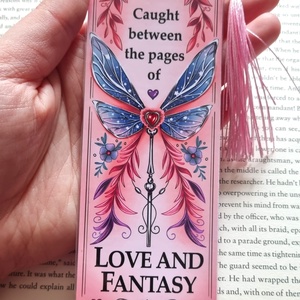 Semn de Carte Romantasy Love and Fantasy � Bookmark handmade, Cadou pentru Iubitoare de carti Fantasy - cărți și creații cu tematică muzicală, cadouri - semn de carte - Artynos.ro