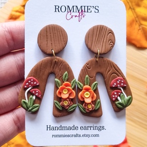 Cercei toamna cu ciupercute si flori, handmade din lut polimeric - bijuterii - cercei - cercei lungi - Artynos.ro